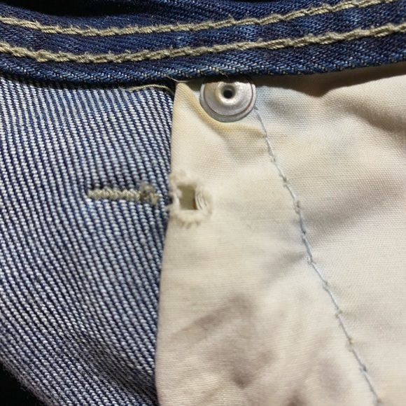 Jack and Jones 29 waist, 32 inseam Button fly mens jeans. - Picture 3 of 5